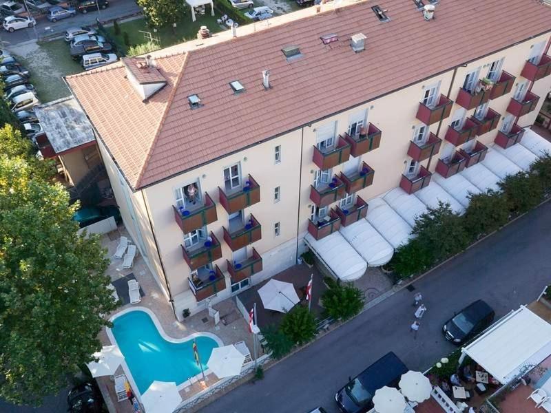 Aron Hotel Римини Экстерьер фото