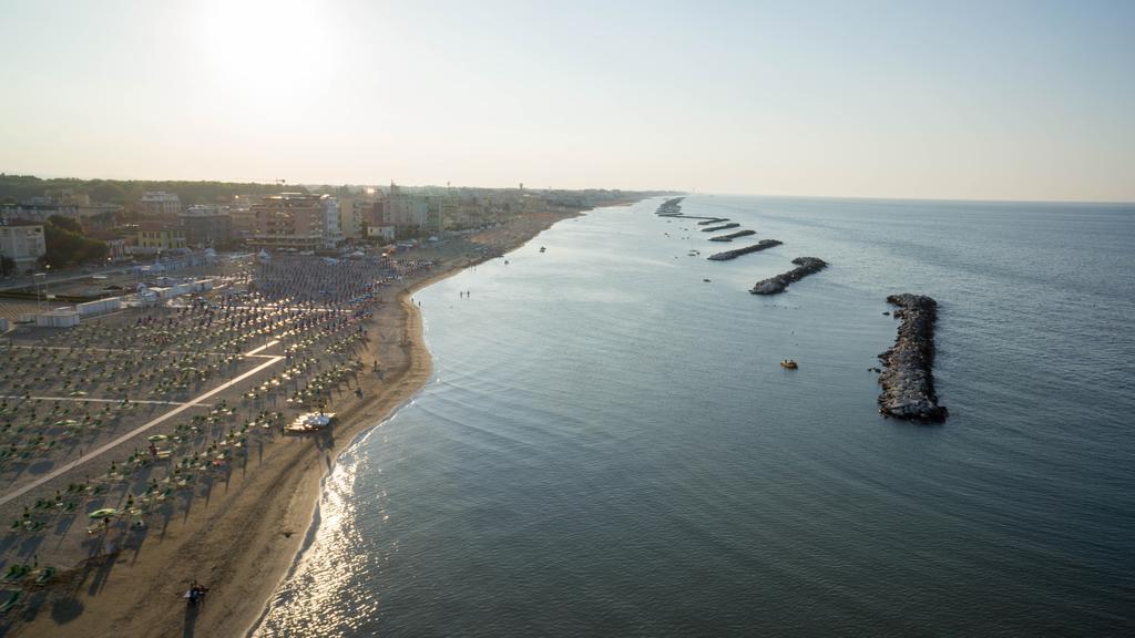 Aron Hotel Римини Экстерьер фото